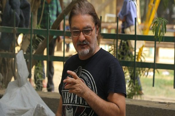 Vinay Pathak talks about film Dust