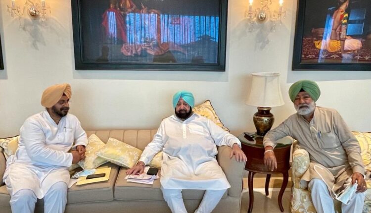 Finally, Amarinder agrees to attend Sidhu’s ‘coronation’