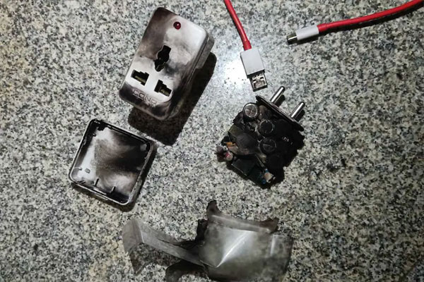 oneplus nord 2 charger explodes