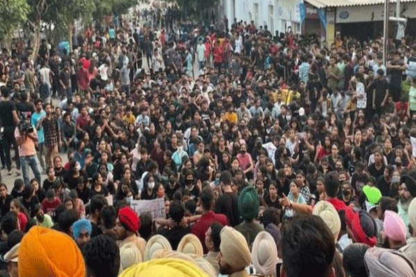 Chandigarh-University-Protest