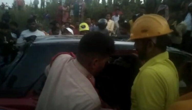 4 including former block chairman dead as speeding Hyva rams into car in Keonjhar