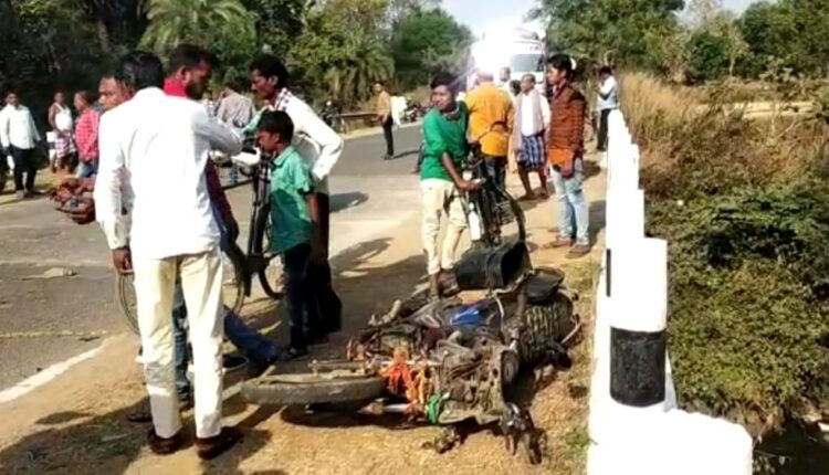 2 dead, 2 more critically injured after two bikes collided head-on in Boudh